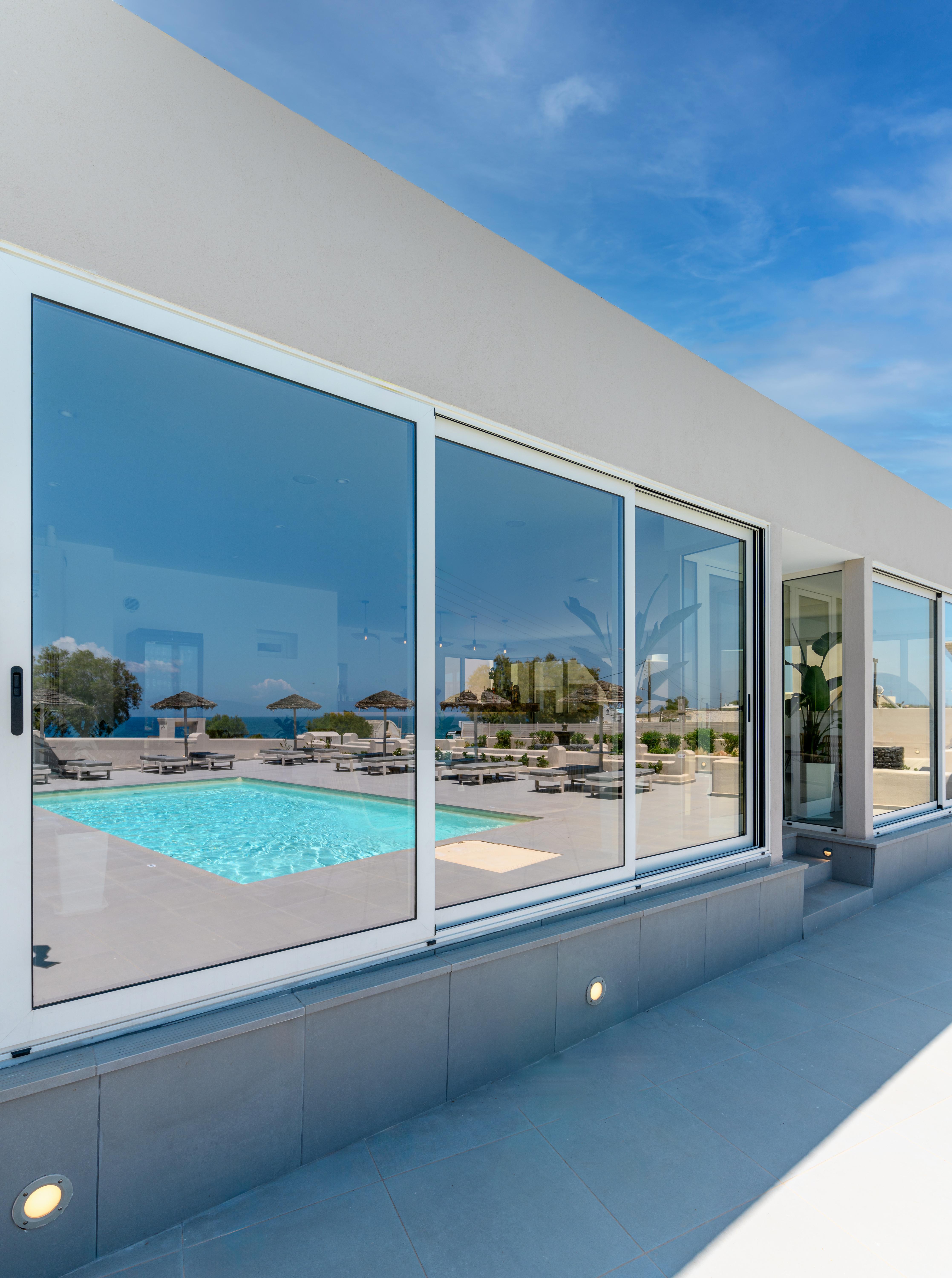 En Plo Boutique Suites Ia Exterior foto